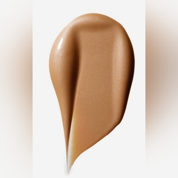 ✨MAC Strobe Dewy Skin Tint "Medium 3" New 1.0fl oz - Picture 2 of 3